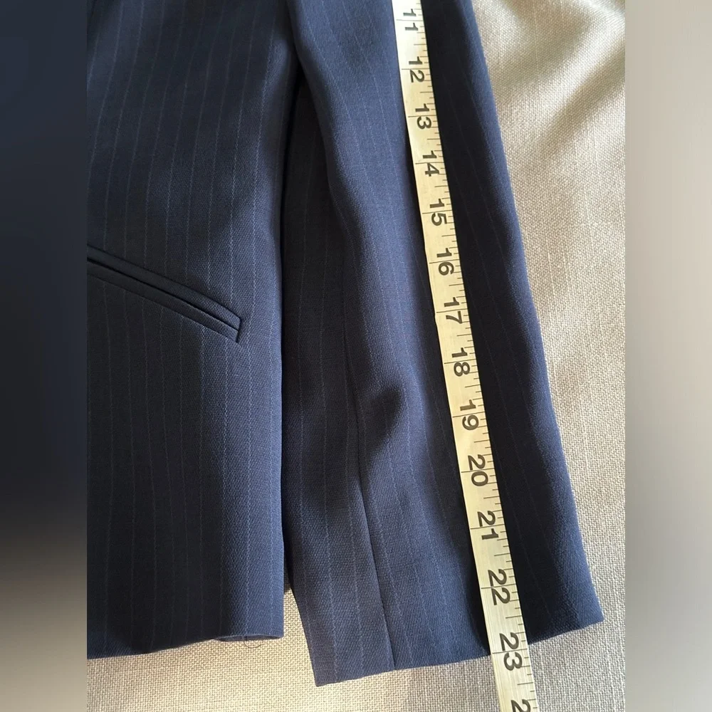 New Suit size 8 Petite Sophisticate pant suit - Picture 8 of 16